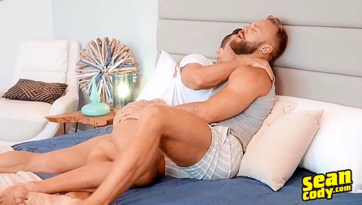 Brogan Pounds Presley Scott Mercilessly - Sean Cody