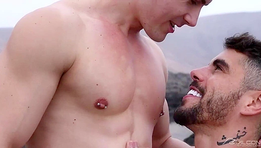 Steamy Eruption - HornyAustin & Valentin Amour's Volcanic Passion - Naked Sword