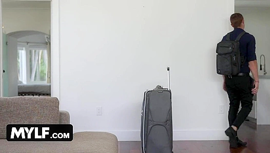 StepSiblings - Crystal’s Seductive Moves Drive Her New Family Wild With Desire