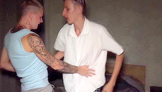 Twink Party Reunion: Passionate Kissing Leads to Wild Fucking