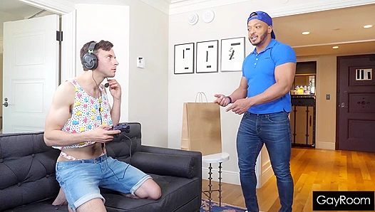 BrokeGay Gamer Twink Gets Drilled by Hungry Delivery Dude