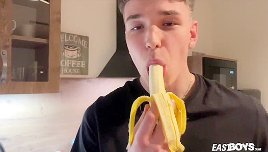 Justin Skye's Steamy Summer Seduction