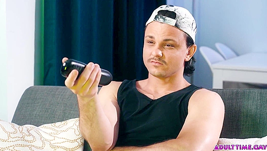 Straight Guy Enzo Gives His First Blowjob & Gets Fucked by Best Friend Derek