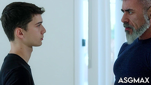 DILF Lawson James Gets Fucked by Twink Stepson After Seductive Texts