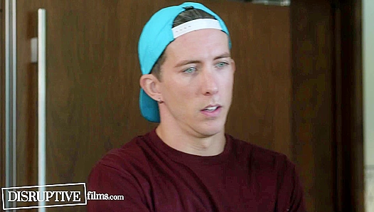 College Jock Gets Caught Bangin' To Pay for Tuition - Isaac Parker, Hans Berlin