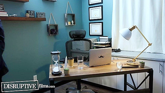 Therapist Overloads Depraved Patient’s Dick With Non-Stop Cock Sucking Action