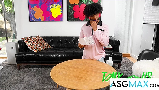 Hairy Hunk Gets His Ass Ruthlessly Pounded By His Neighbor