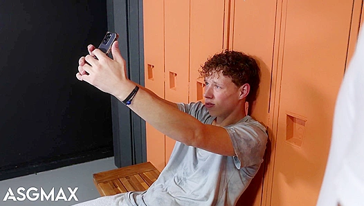 PrideStudios - Big Ol’ Stepdad Pounds His Twink Stepson, Making Him Scream and Squirm Wildly