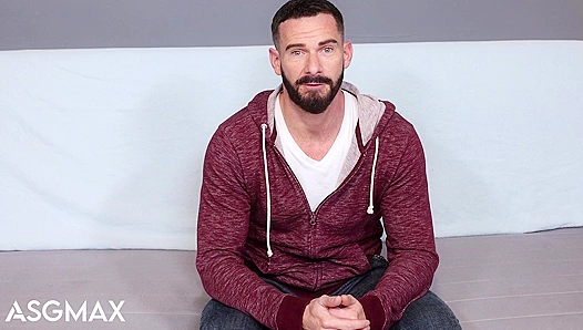 PrideStudios Hot Hunk Gets Fucked Raw By A Fucking GIANT Dick Repeatedly