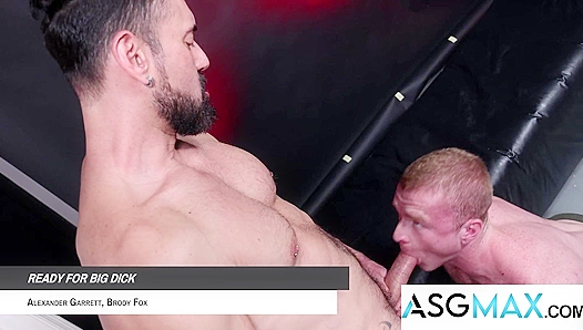 ExtraBigDicks Men Pound Each Other Senseless With Brutal Strokes