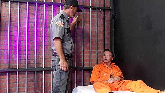 Guard Joe Parker Gets His Huge Dick Deep-Throated by horny Inmate