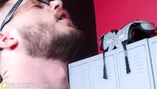 Hunk Gets Blown While Jerking Off in the Lockers by Chad Hammer and Kyle Hart