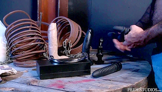 Machines - Wild Dicks and Vibrant Toys Shredding Asses Like Fucking Pros