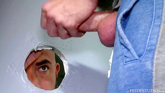 Bear Daddy Pounds Brian Bonds Raw in Gym Bathroom, Dirty Talk Fuels the Fury