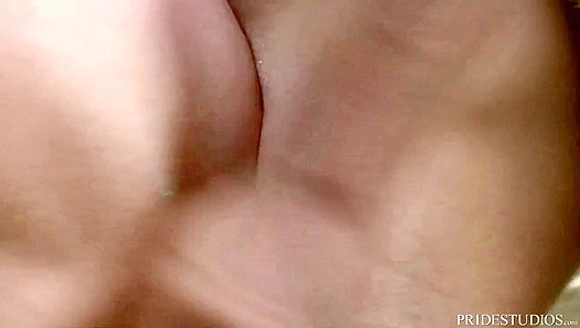 Massive Dicks Caught Masturbating Hard at the Gym