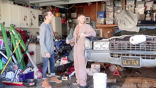 DylanLucas Rams His Big Cock Into His Cousin’s Tight Ass