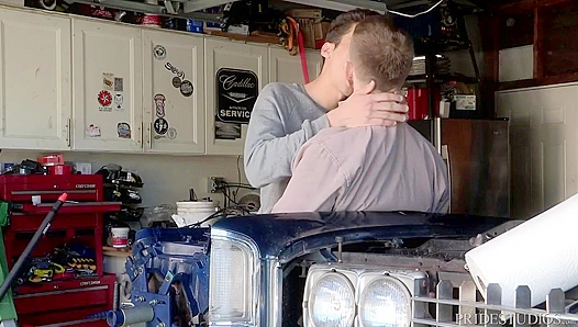 DylanLucas Rams His Big Cock Into His Cousin’s Tight Ass