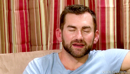 Huge Dicks - Jake Jennings Makes My Gay Fantasies Explode With Raw Action