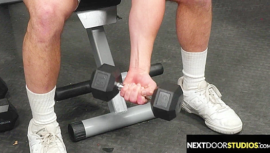 Buff Stud Flips Twink Stranger, Pounds Him Raw in Gym - Ashton Silvers, Kyle Fletcher