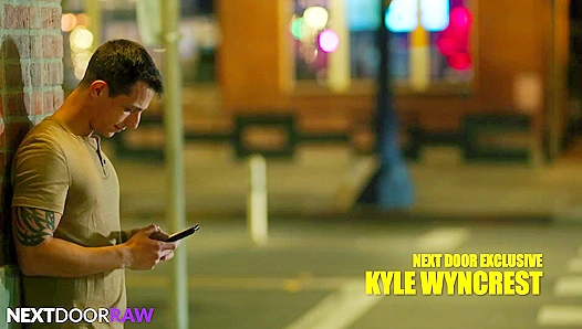 Passerby Flips and Fucks Tatted Stranger Kyle Wyncrest, Jack Waters NextDoorRaw Style