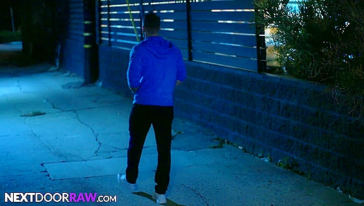Hunk Picks Up Stud, Sucks and Fucks Roman Todd, Theo Brady NextDoorRaw Style