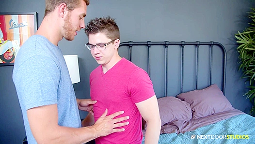 Carter Woods Can’t Keep His Greedy Hands Off His Returning Fuck Buddy Next Door Raw