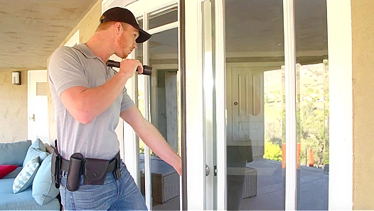 Scott Finn Gets Fucked Raw By Cop, Moaning Loud With Every Deep Thrust