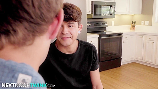 NextDoorTwink - Nerdy Scott Finn Seduced By Robotics Club Member