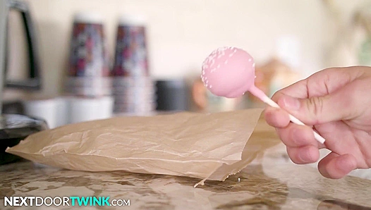 NextDoorTwink - Horny Twink Gives BF His Lollipop