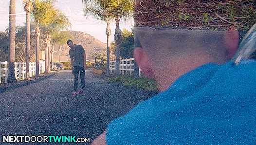 Teen Avery Jones Cant Change A Tire But Can Take A Good Dick