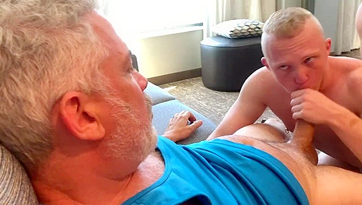 Our favorite Ginger is back