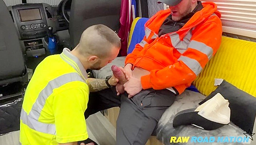 10" HORSE HUNG RANDOM DRAGGED TO BACK OF VAN AND FUCKED AT TRUCK STOP