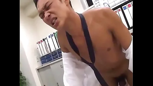 Asian Stud Gets Blown In His Office By Hot Gay Furor Colleague