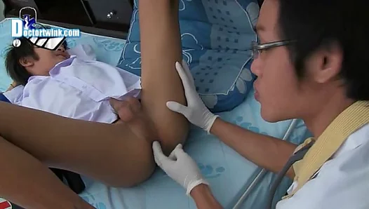 Doctor Twink 18+ Enjoys Steamy Clinic Session With Asian Gay Patient