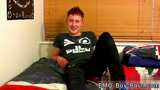 Young 18+ Emo Asian Teen 18+ Explores First–TimeGay Pleasure