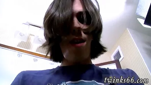 He Gets Raw & Wild During Solo Masturbation – 7min – Asian Gay Fetish Scene