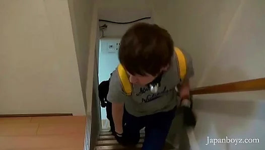 Japanese Men Enjoy Intimate Moments in Steamy GaySex Clip