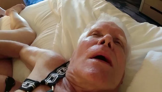 Grandpa’s Amputee Dick Gets A Tender Blowjob In This Intimate Gay Porn Clip