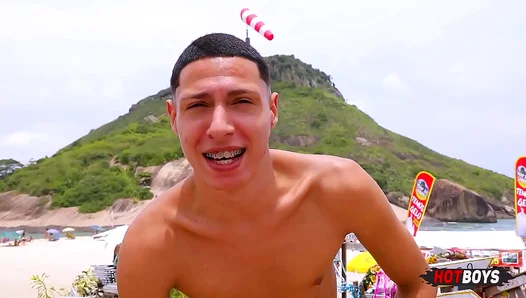 Skinny Amateur Guy Fucks Black Man in Raw POV Gay Sex Scene