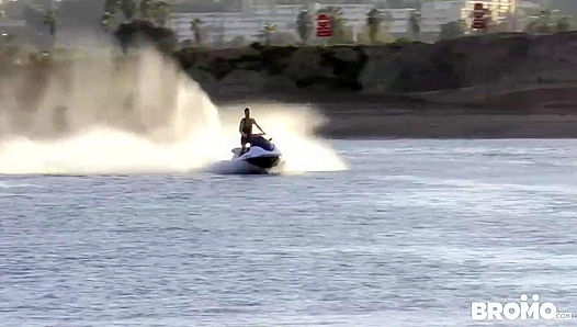 Johnny Rapid Fucks a Guy Raw in Sunny California