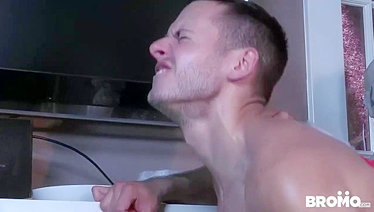 Santa Jaxson Fucks Brenner Raw in Snowy Cabin