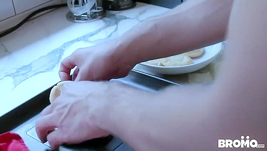 Santa Jaxson Fucks Brenner Raw in Snowy Cabin