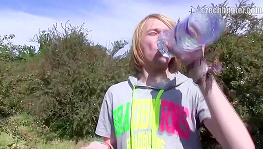 Long-Haired Hottie Sucks Cock & Takes Facial - XXX Gay