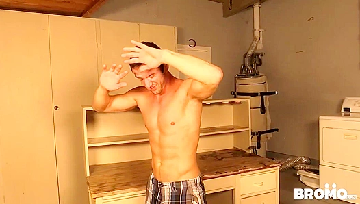 Hot Anal Action - Logan Cruise & Marcus Ruhl's Steamy Encounter