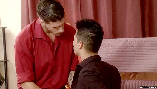 Davey Anthony & Ty Roderick - Hot Gay Fun at Icon Male