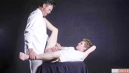 Beau Reed Takes Control - Seductive Submission with Jake Hill