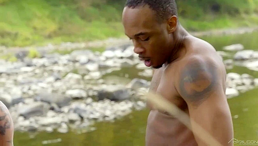 Outdoor Orgy - Skyy Knox, Derek Thibeau, & Trent King Heat Up the Scenery