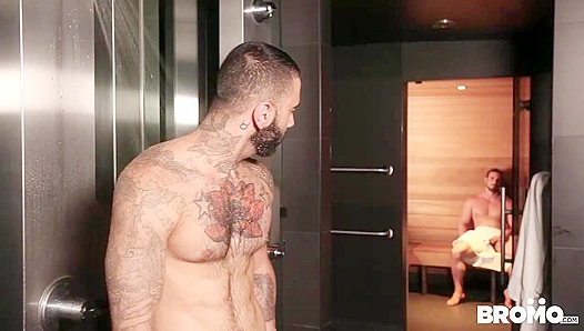 Hairy Passion - Jaxton Wheeler & Rikk York Steam Up the Sauna