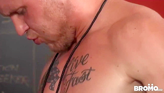 Griffin Barrows and Shawn Reeve Turn Training Into Hot Bareback Action