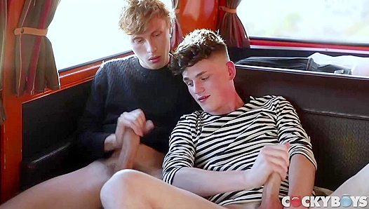 Twink Twosome - Morning Anal with AveryJones & ZachAstor